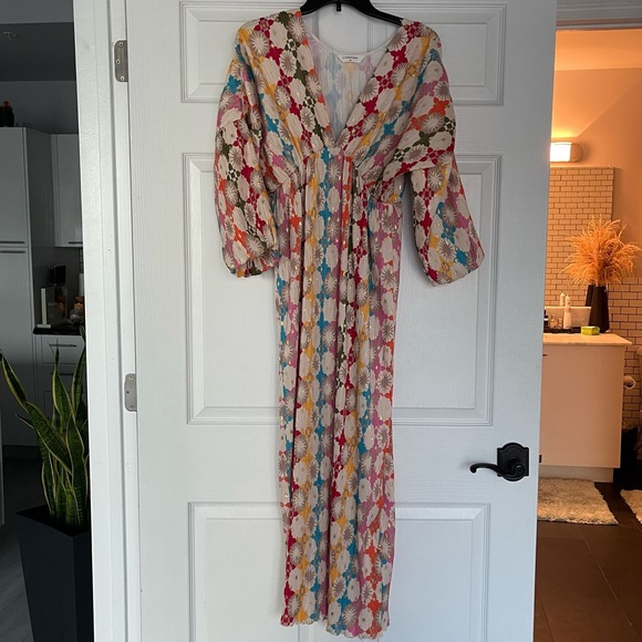 Commense dress - Picture 2 of 5